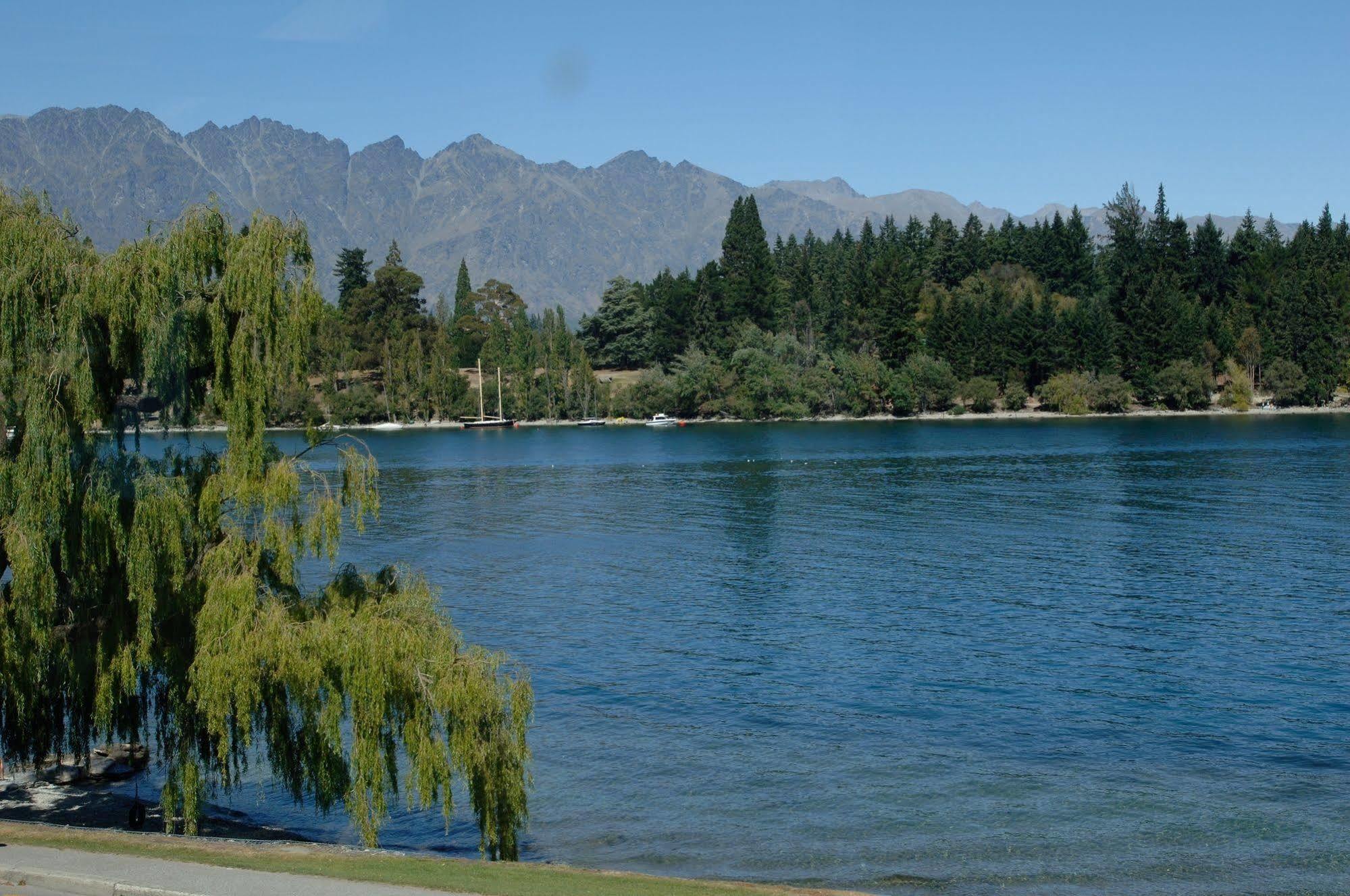 Lakefront Apartments,18 Lake Esplanade Road Queenstown Exterior photo